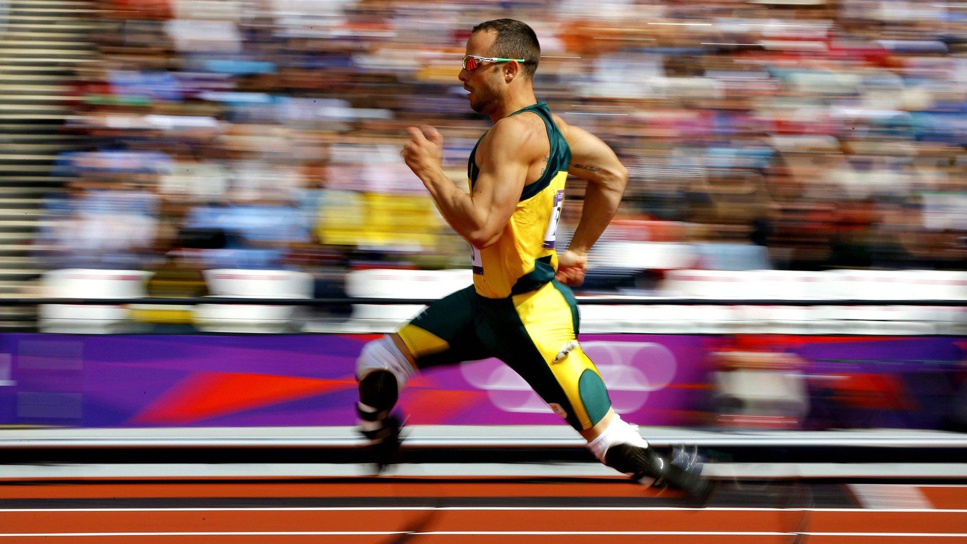 意甲赛场上一场比赛因恶劣天气延期，意甲比赛日