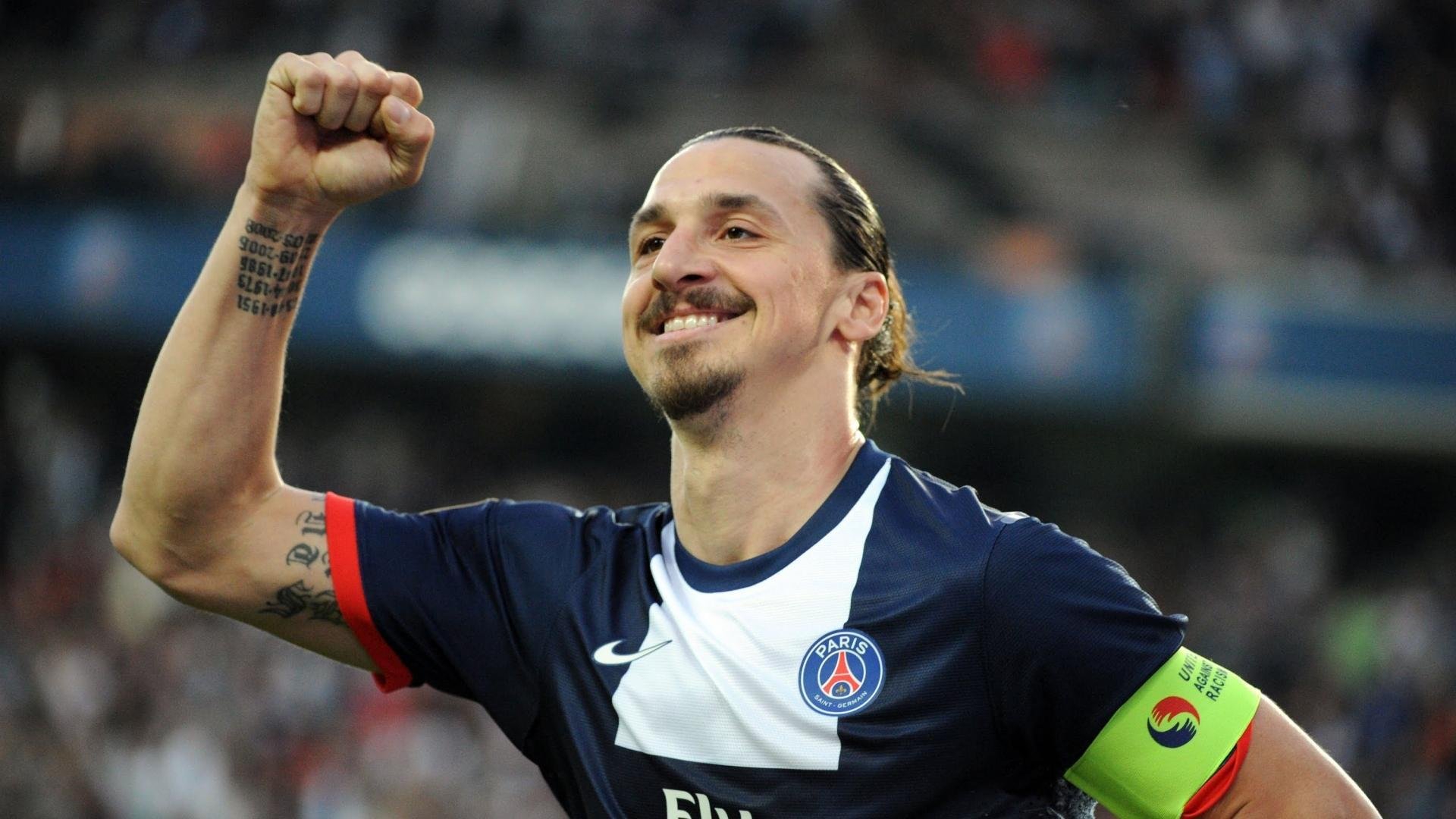 英超顶级赛，关键扑救成比赛最大亮点，英超十佳扑救