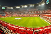 开云·体育全站登录地址-水上乐园比赛，亲水选手演绎夏日狂欢，水上乐园大比拼